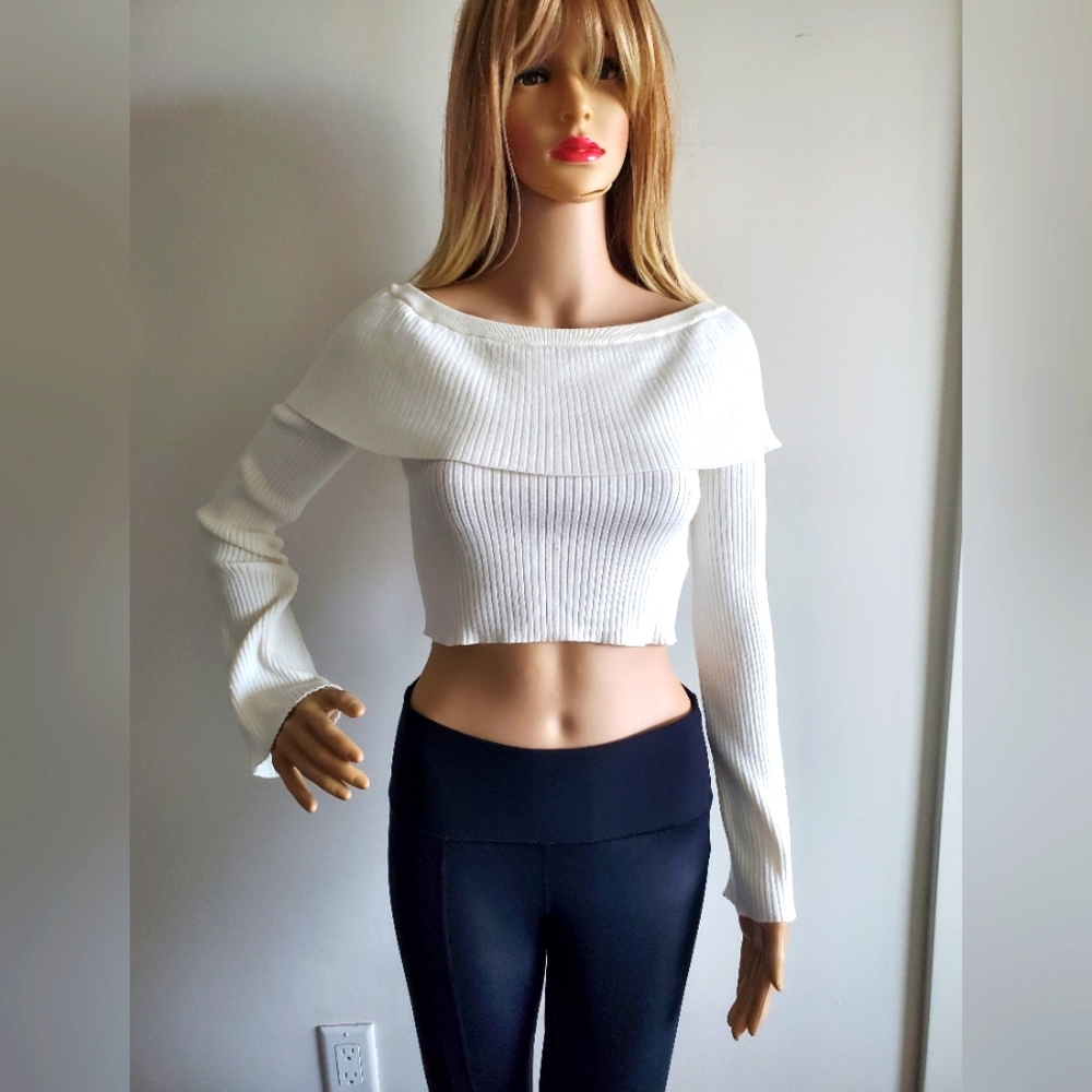 White Crop Sweater Top